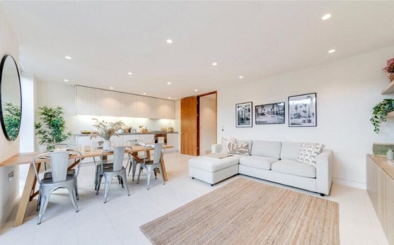 Latitude House, Primrose Hill