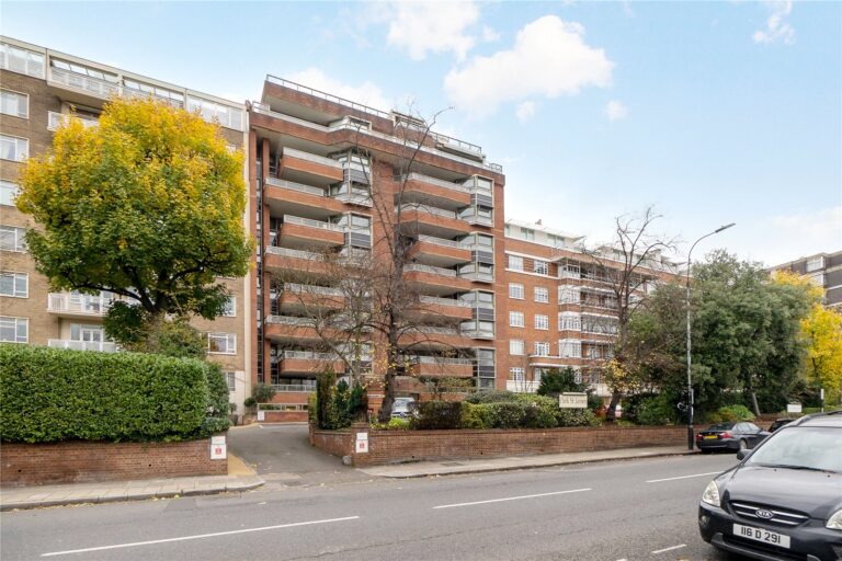 Park St James, St John’s Wood