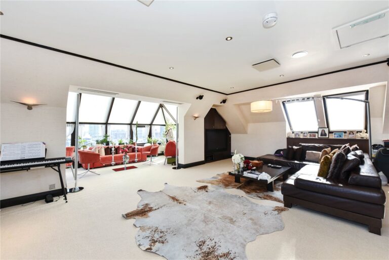 Watermans Quay, Fulham