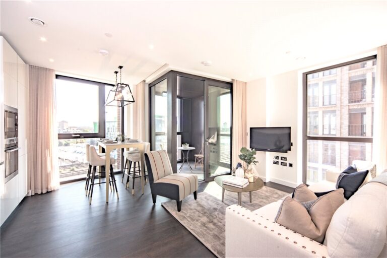Thornes House, Nine Elms