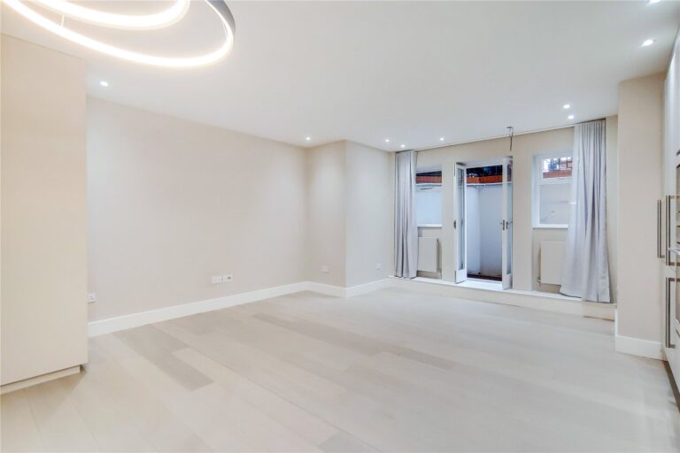 Fitzjohn’s Avenue, Hampstead