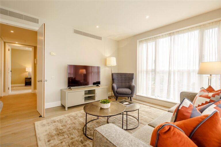 Circus Apartments, Canary Wharf