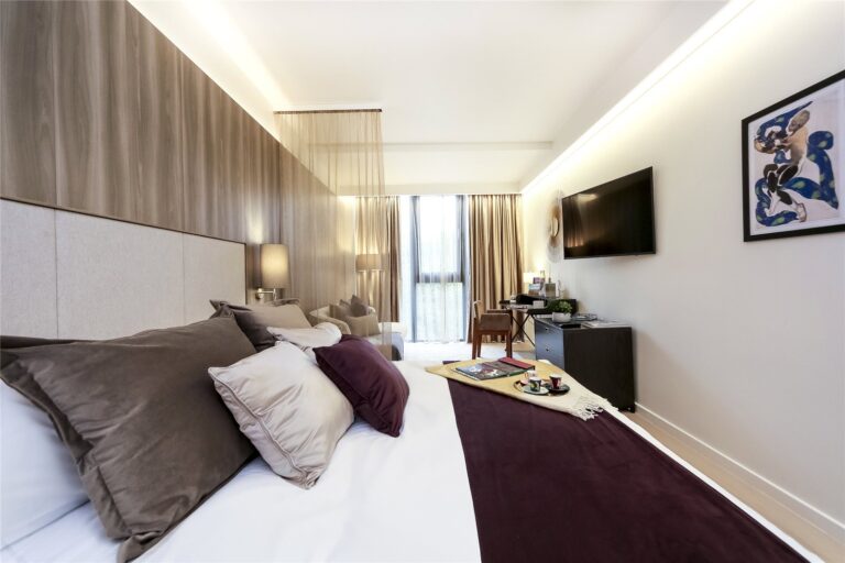 The Quarters, Swiss Cottage