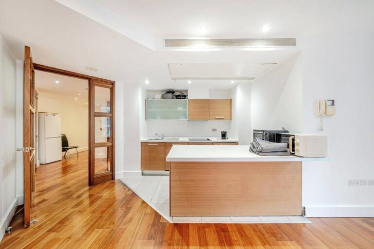 Peninsula Apartments, Paddington