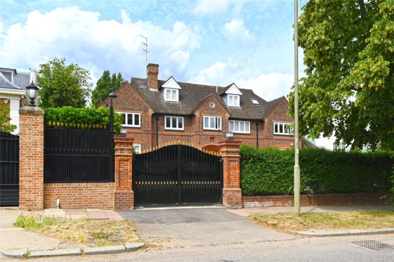 The Bishops Avenue, Hampstead Garden Suburb