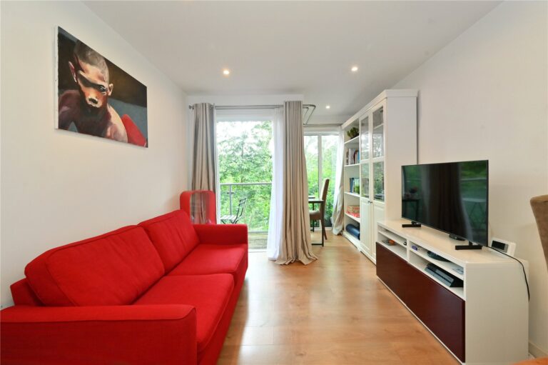 Clover Lodge, Mitcham