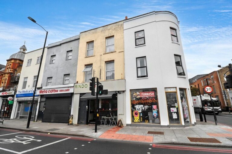 Holloway Road, Highbury