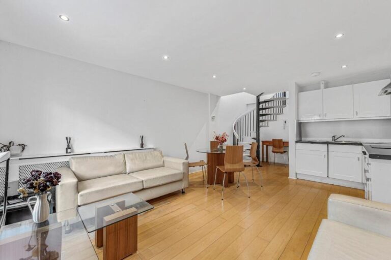 Tressard Court, Marylebone