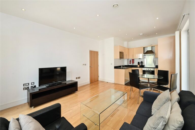 Canary Quarters, Canary Wharf