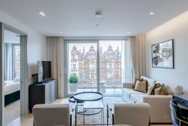 Garrett Mansions, Paddington
